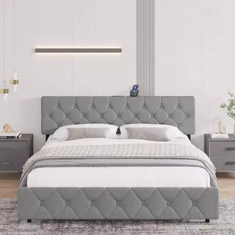 Lit plateforme rembourré pleine grandeur avec tête de lit réglable et ports USB – Gris clair