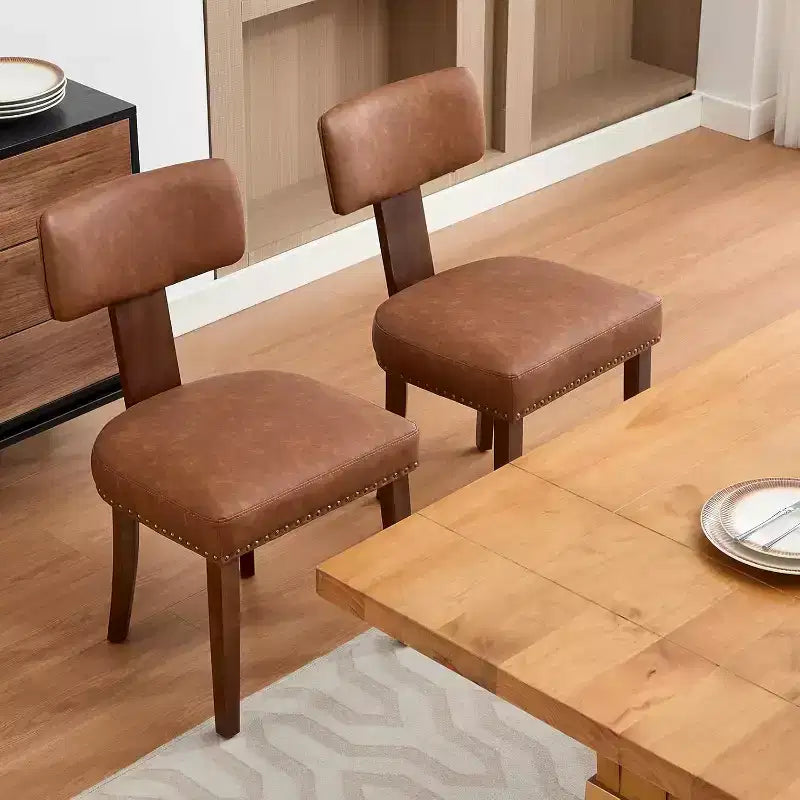 Chaises de salle à manger modernes en tissu avec structure en bois massif et garniture cloutée – Lot de 2